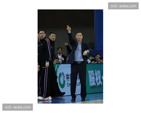 上海久事12连胜期间攻防效率双项领跑联盟 本土球员火力全开成关键